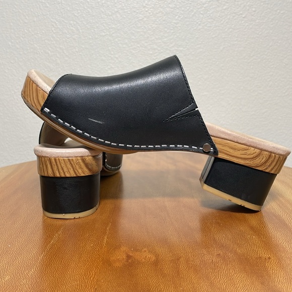 Dansko Maci Leather Slip On Clog Platform Sandals Black & Tan Size 37 (US 6.5-7) - Picture 4 of 16